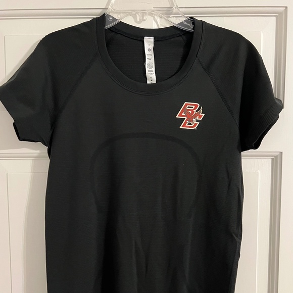 Lululemon Short-Sleeve Official Boston College Black Swiftly Tech Shirt 2.0 - Picture 1 of 4
